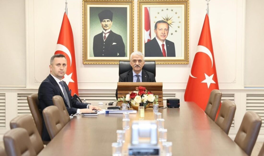 DÜZCE(İHA) – Düzce Valisi Mehmet Makas, İçişleri Bakanı Mustafa Çiftçi