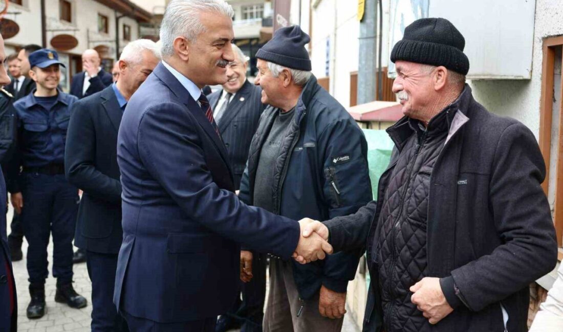 DÜZCE (İHA) – Düzce Valisi Mehmet Makas, Akçakoca ilçesinde Postane