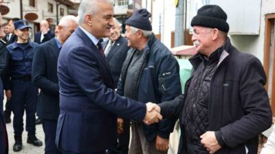 DÜZCE (İHA) – Düzce Valisi Mehmet Makas, Akçakoca ilçesinde Postane