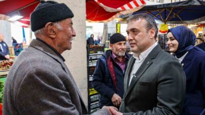 Bilecik Valisi Faik Oktay Sözer, Bilecik’in Gölpazarı ilçesinde kurulan pazarda