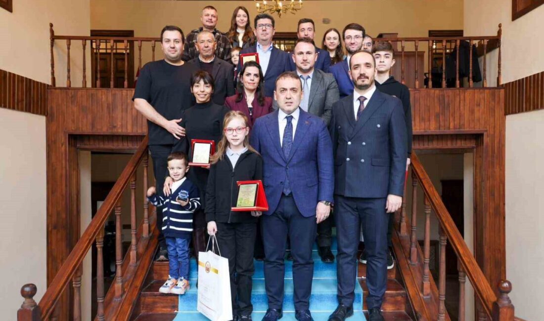 Bilecik Valisi Faik Oktay Sözer, ‘62. Kütüphane Haftası’ kapsamında ‘Yılın