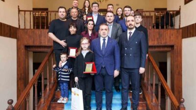 Bilecik Valisi Faik Oktay Sözer, ‘62. Kütüphane Haftası’ kapsamında ‘Yılın