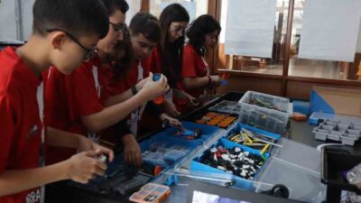 Yalova Mehmet Akif Ersoy Ortaokulu bünyesinde kurulan “Brainstorms” robotik takımı,