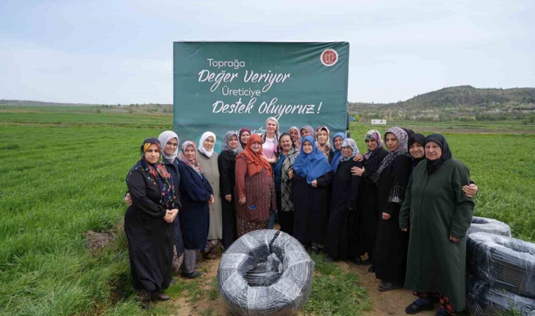 Bilecik Belediyesi tarafından Yeniköylü kadınlardan gelen talep doğrultusunda köylülere sulama