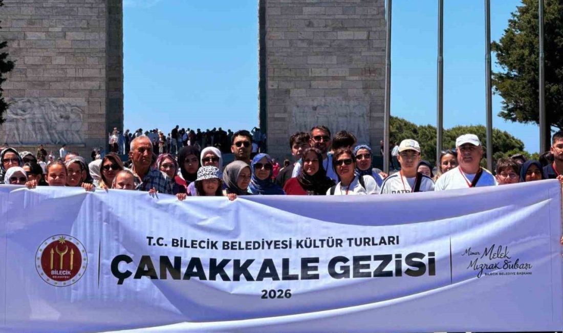 Bilecik Belediyesi tarafından düzenlenen program kapsamında 300 kişi Çanakkale gezisinde