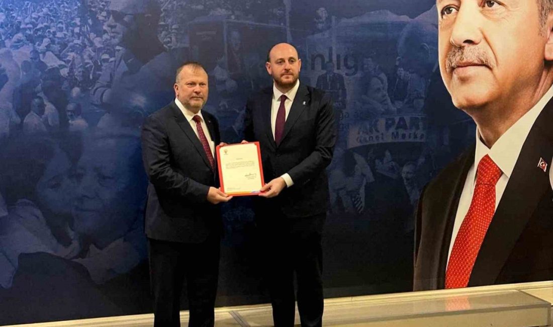 Bilecik’in İnhisar ilçesinde AK Parti İlçe Başkanlığı’nda görev değişimi gerçekleşti.