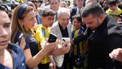 Fenerbahçe Kulübü Başkan Adayı Aziz Yıldırım, Kocaeli’de taraftarlarla bir araya