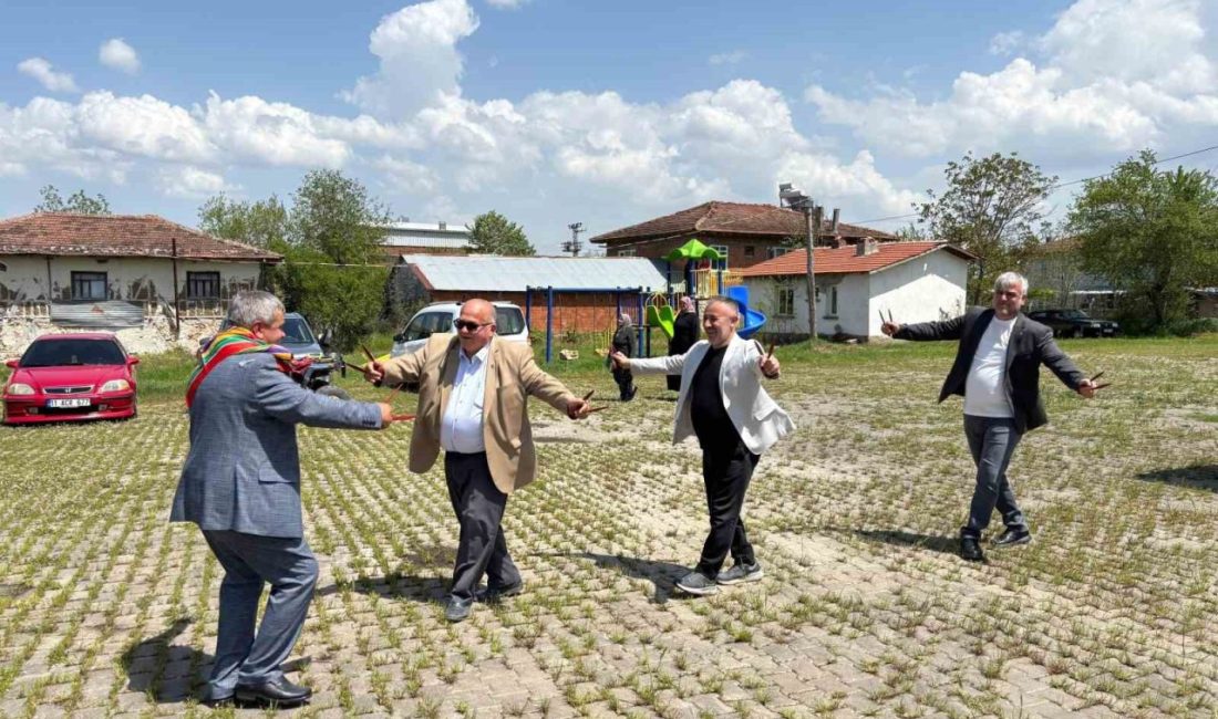 Başkan Yıldırım köylerde Hıdırellez coşkusuna ortak oldu AK Parti Bilecik İl Başkanı Serkan Yıldırım, köylerde Hıdırellez coşkusuna