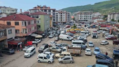 Kastamonu’nun Cide ilçesinde Kurban Bayramı tatili için memleketlerine gelen vatandaşların
