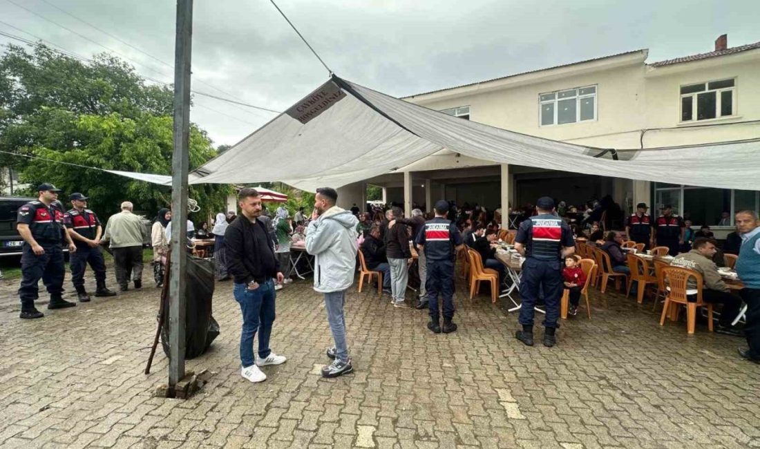 Bilecik’in İnhisar ilçesinde düzenlenen Hıdırellez şenliklerinde 350 vatandaşa yönelik güvenlik