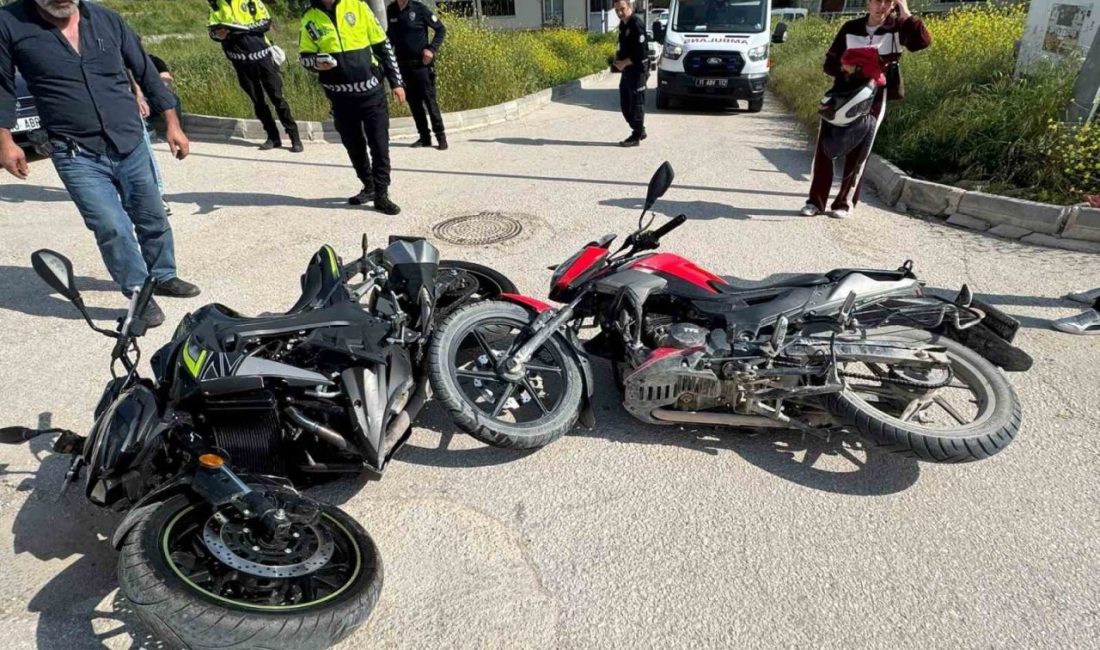 Bilecik’te iki motosikletin çarpışması sonucu meydana gelen trafik kazasında 2