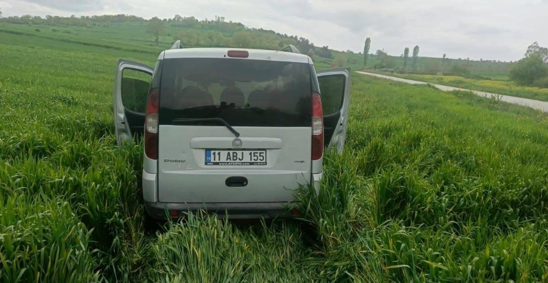 Bilecik’te meydana gelen trafik kazasında otomobil sürücüsü olay yerinde hayatını