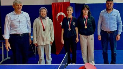 Bilecik’in Pazaryeri ilçesinde ’Liseler Arası Masa Tenisi Müsabakaları’ tamamlandı. Gençlik