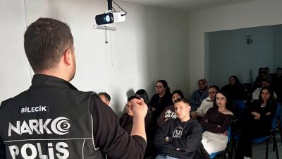 Bilecik’in Bozüyük ilçesinde NARKOREHBER eğitimi verildi. Edinilen bilgilere göre, Bilecik