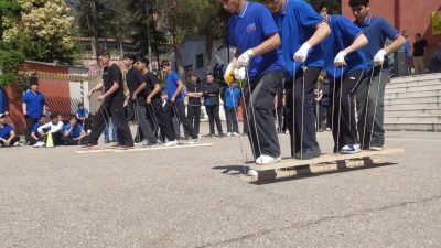 Bilecik’te “Maarifin Kalbinde Marifetli Gençlik” projesi öğrencilerin tasarladığı oyunlar okulda