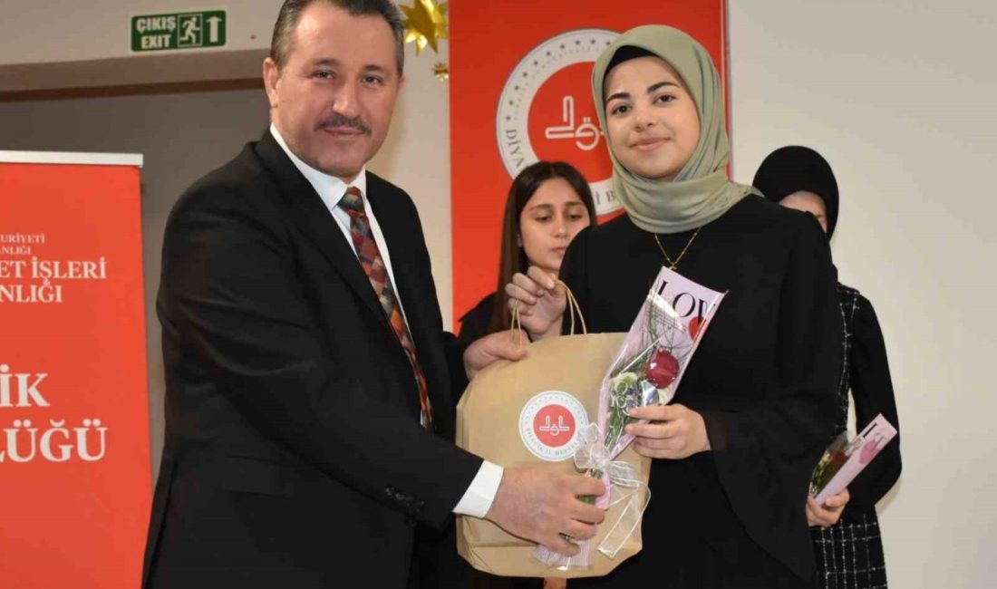Bilecik İl Müftülüğü tarafından düzenlenen ‘Rahleden Sahneye: Şehirler Dile Geliyor’