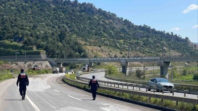 Bilecik’te D-650 karayolu üzerinde sürücüleri etkileyecek çalışma başladı. Edinilen bilgilere