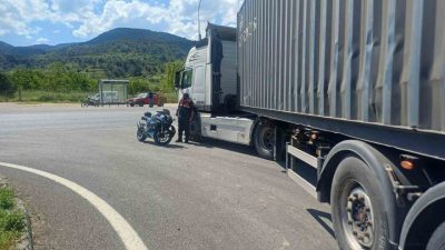 Bilecik’te tır ile motosikletin çarpışması sonucu meydana gelen trafik kazasında