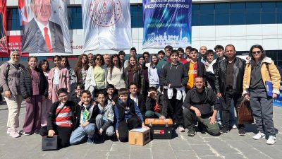 Bilecik’ten Milli Eğitim Bakanlığı (MEB) Robot Yarışması’na 193 kişi katıldı.