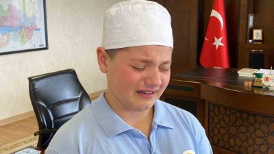 Kocaeli’de hafızlık eğitimi alan oğlu zorlanıp ağlayınca anne Büşra Keleş