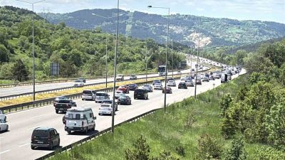 TEM Otoyolu ve D-100 kara yolunun Bolu geçişinde Kurban Bayramı’nın