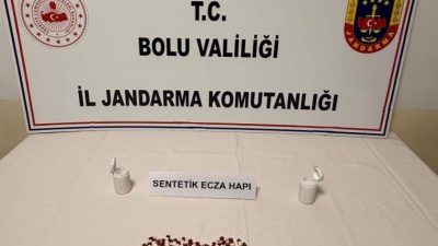Bolu’da jandarma ekiplerince şüpheli bir araçta yapılan aramada 90 adet