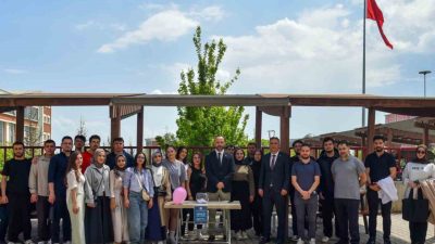 Bilecik Şeyh Edebali Üniversitesi’nde (BŞEÜ), ‘Engelsiz Farkındalık Standı’ kuruldu. BŞEÜ
