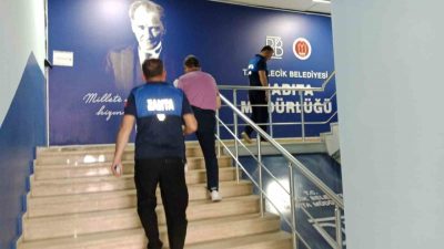Bilecik’te birçok mahallede ev ve iş yerlerini kapı kapı dolaşarak