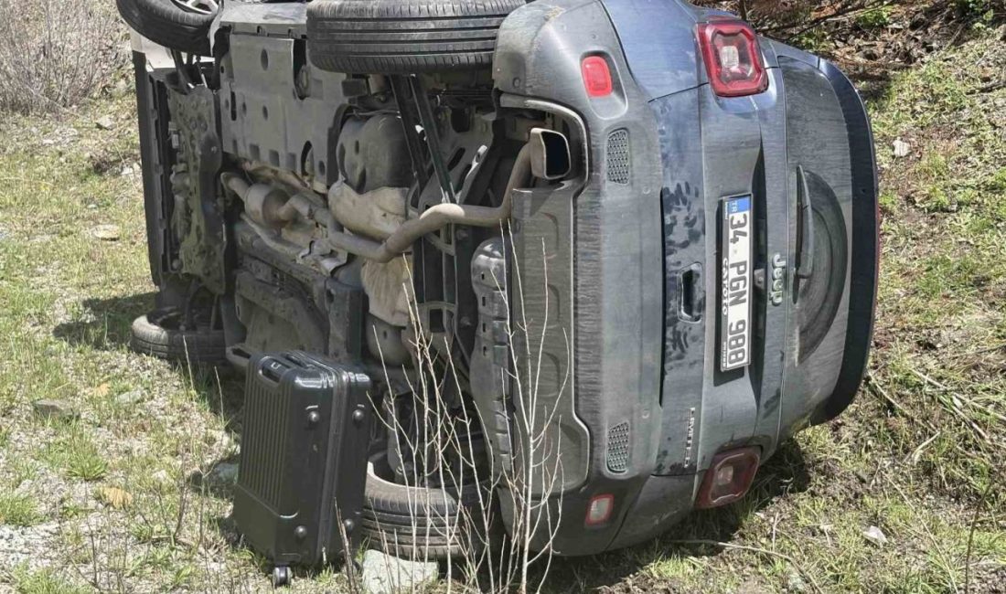 Kastamonu’nun Tosya ilçesinde cip ile hafif ticari araç kafa kafaya