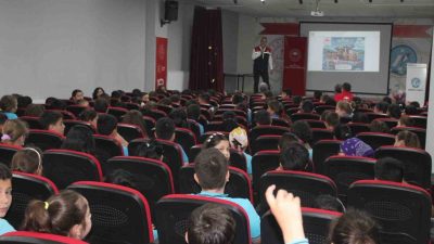 DÜZCE(İHA) – Düzce Azmimilli İlkokulu’nda öğrencilere yönelik “Sağlıklı Gıdaya Erişim,