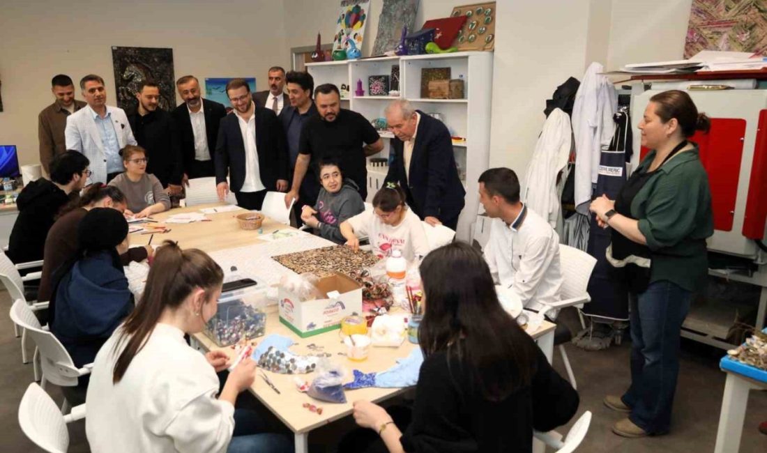 Kocaeli’deki hemşehri dernek başkanları, büyükşehir tarafından hayata geçirilen vizyon projelerini