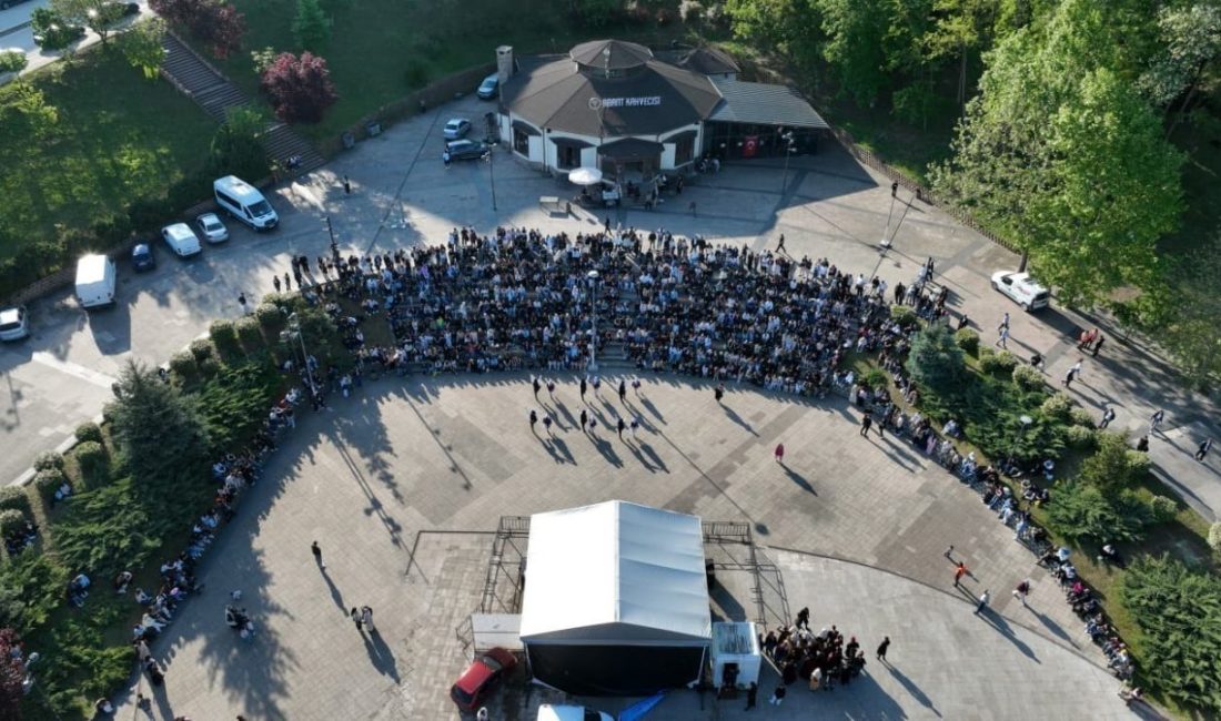 Düzce Üniversitesi tarafından geleneksel olarak düzenlenen ve öğrencilere bilim, kültür,
