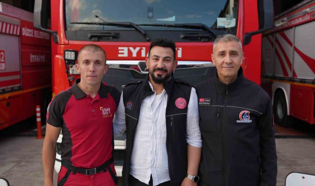 Enkaz altında kurulan kardeşlik FRANCE arama kurtarma ekibi, enkazdan 102 saat sonra sağ çıkardıkları