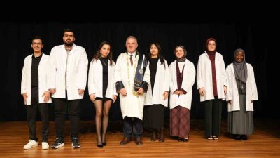 Kocaeli Sağlık ve Teknoloji Üniversitesi (KOSTÜ) Eczacılık Fakültesi 1. sınıf