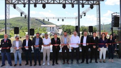 DÜZCE(İHA) – Cumayeri Belediyesi tarafından yaptırılan Hilaltepe Düğün Salonu, yoğun