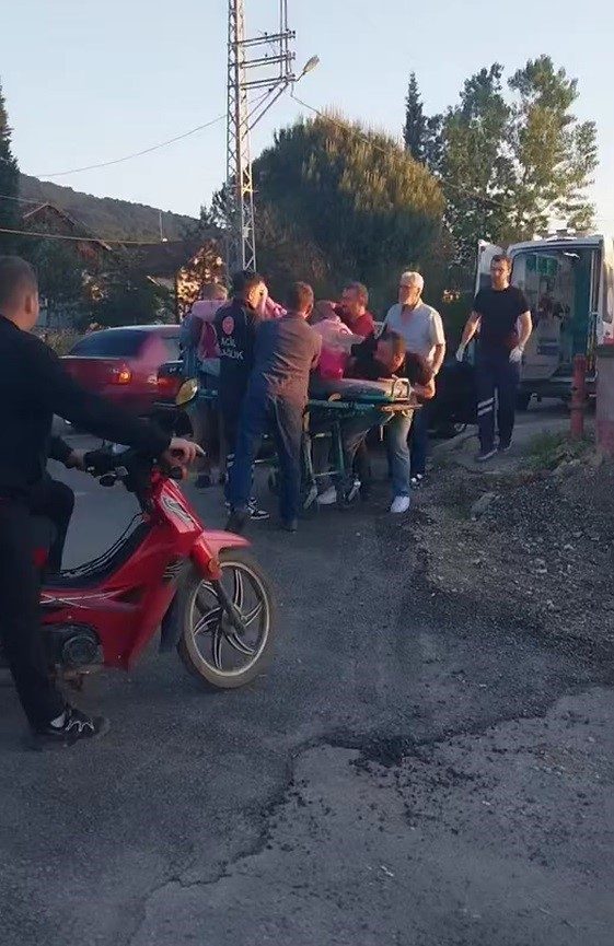 Göğüs ağrısıyla yola çıktı, ambulansla hayata tutundu