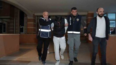 Kastamonu’da 8 aylık hamile eşini öldürdükten sonra, 1 buçuk yaşındaki