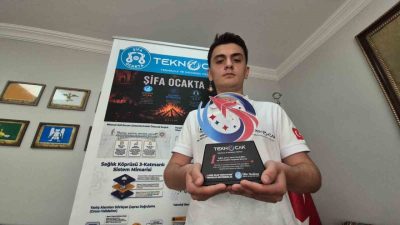 Düzce’de lise öğrencisi Emre Göktuğ Güvenç, ani rahatsızlıklarda yakınlara ve