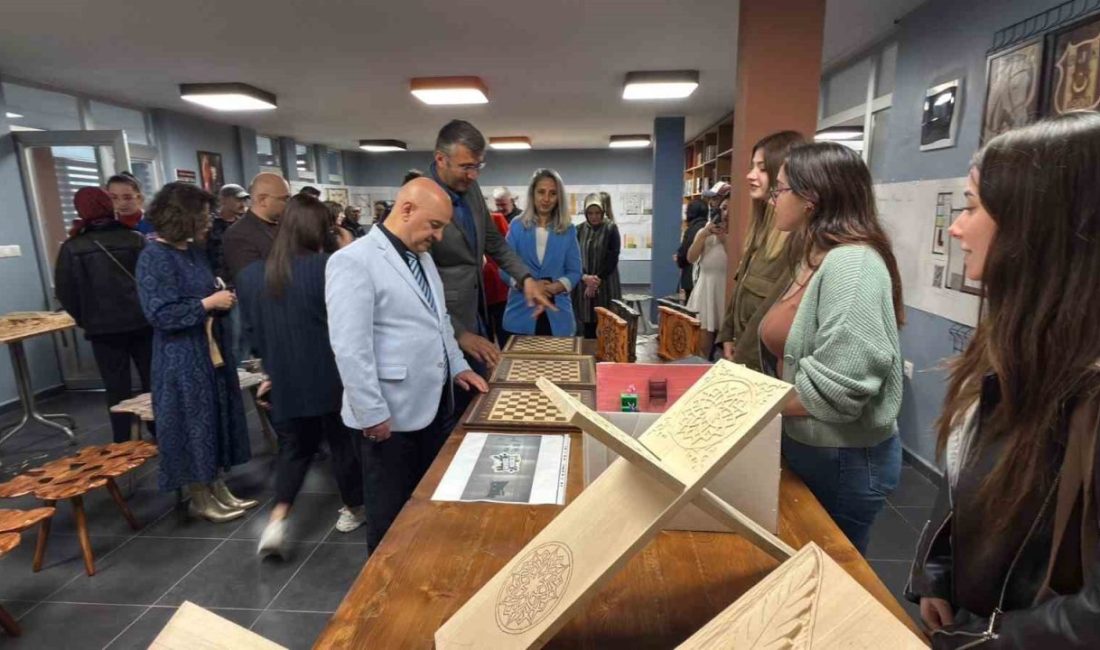 Düzce Meslek Yüksekokulu iç mekan tasarımı programı öğrencilerinin bir yıllık