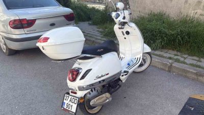 Kastamonu’nun Tosya ilçesinde kaldırıma çarpan motosikletin sürücüsü yaralandı. Kaza, Dilküşa