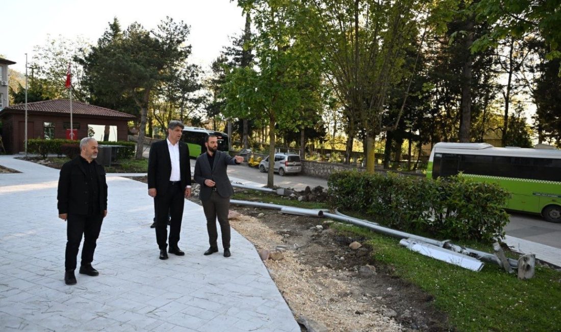 Kartepe’deki Balaban ve Nusretiye mahallelerinde başlatılan meydan projelerinde çalışmalar sürüyor.