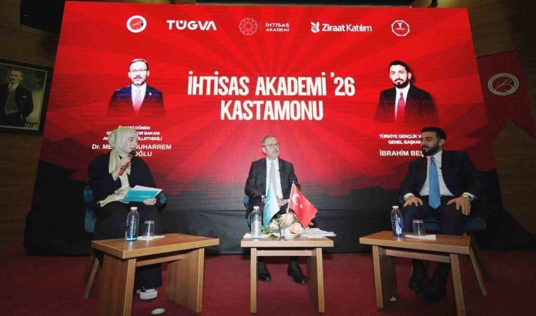 AK Parti İzmir Milletvekili Dr. Mehmet Kasapoğlu, TÜGVA tarafından düzenlenen