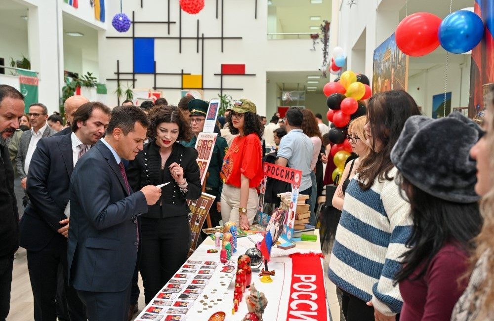 Kastamonu Üniversitesi’nde “Diller Farklı, Dostluk Ortak!” temalı yabancı dil festivali