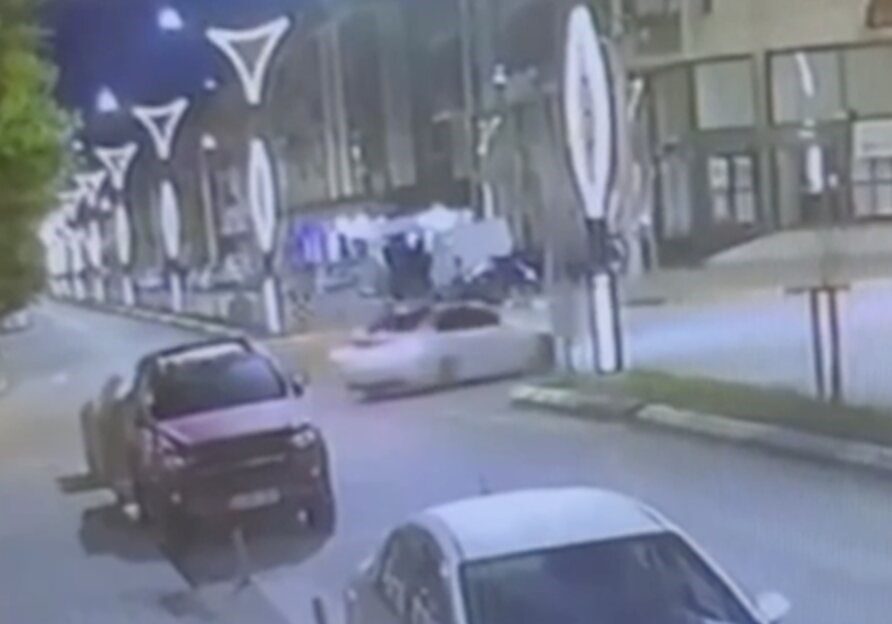 Sakarya’nın Hendek ilçesinde kavşak etrafında drift atan sürücüye 140 bin