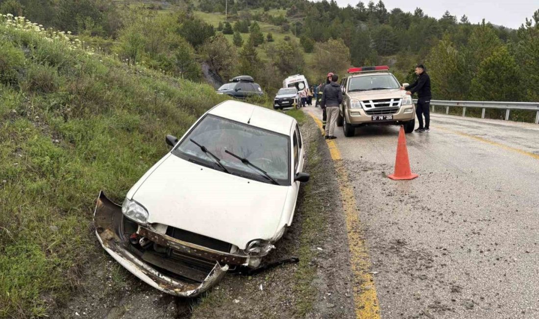 Kastamonu’nun Tosya ilçesinde kontrolden çıkan otomobil, şarampole çarptı. Kazada sürücü