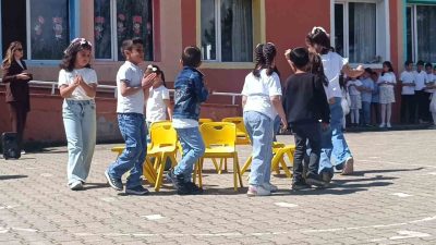 Bilecik’in Kınık köyü İlkokulu’nda Gençlik Haftası ile hava şartları nedeniyle
