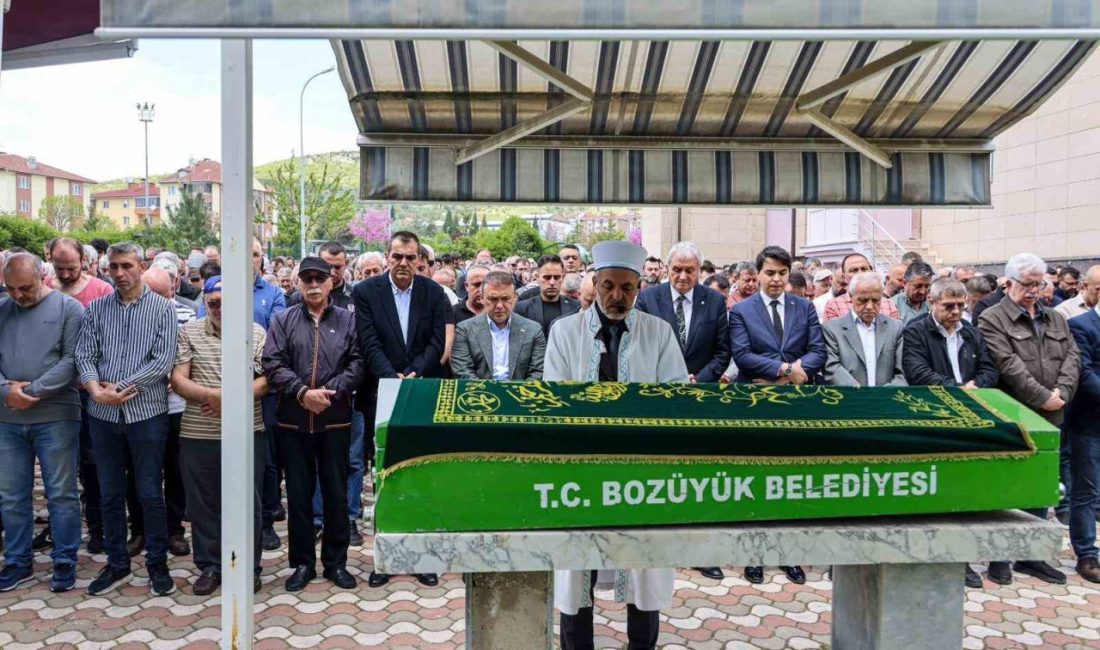 Bilecik’in Bozüyük ilçesinde hayatını kaybeden 4 Eylül Mahallesi Muhtarı İsmail