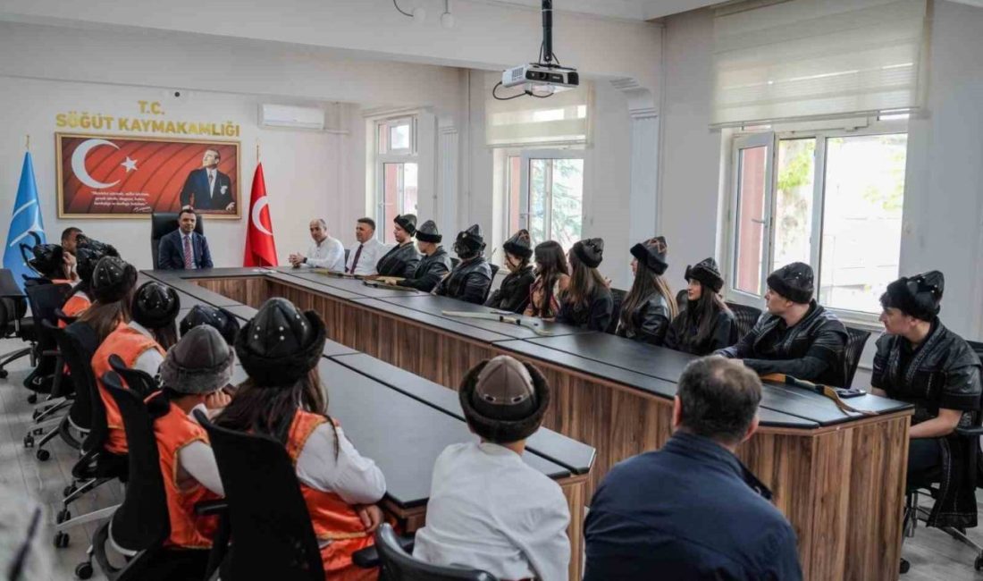 Bilecik’in Söğüt ilçesinde okul sporları geleneksel Türk okçuluğu müsabakalarında il