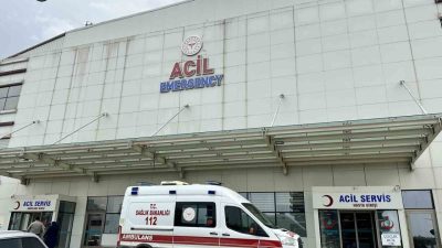 Kastamonu’da yağış nedeniyle kayganlaşan yolda kontrolden çıkan motosikletin özel halk