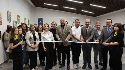 Düzce Üniversitesi’nde gerçekleştirilen Polen Peşindeki Yaşamlar: Yaban Arıları adlı resim